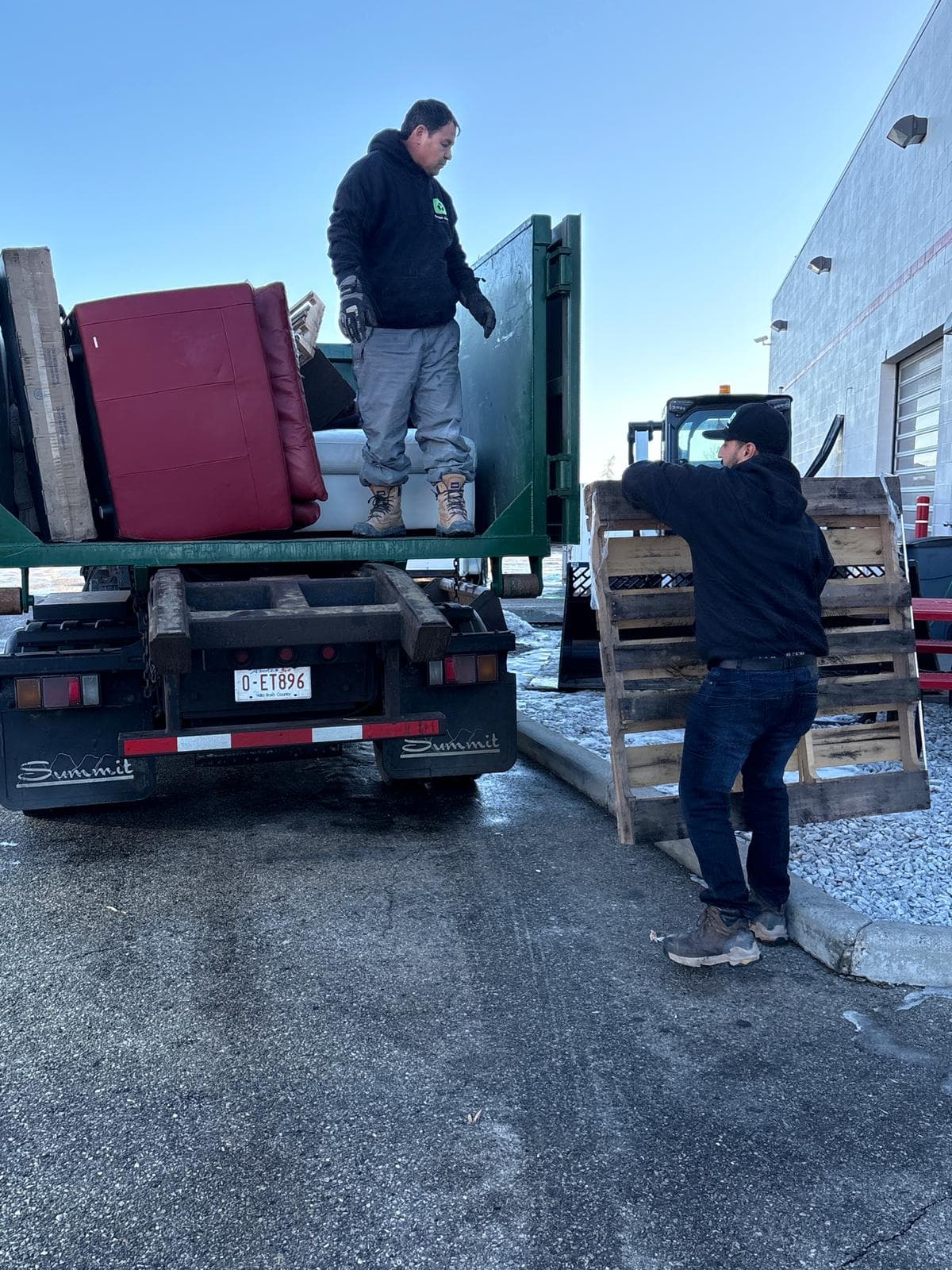 Donation Pickup: A Quick Guide cover